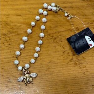 Elegant Pearl and Gold Bee Necklace